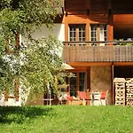 Im Chehr By Interhome Апартаменти